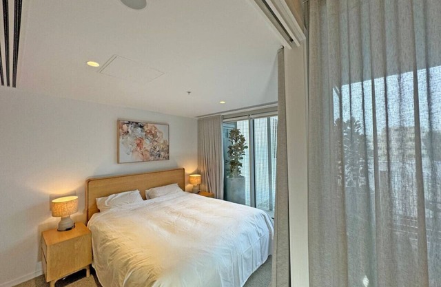 Luxury Apart in Trendy Brunswick