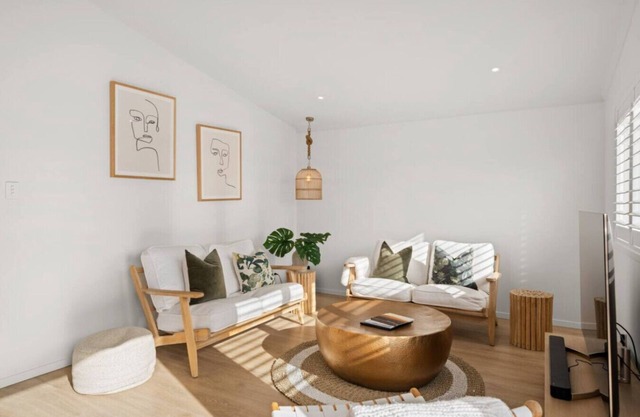 Luxury Apart w/Seaviews | Full Laundry, Kitchen & Heat Pump
