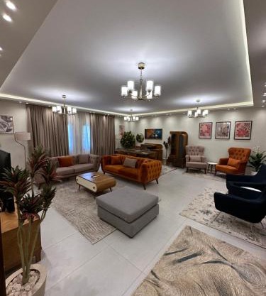 luxury apartment - شقه فاخره