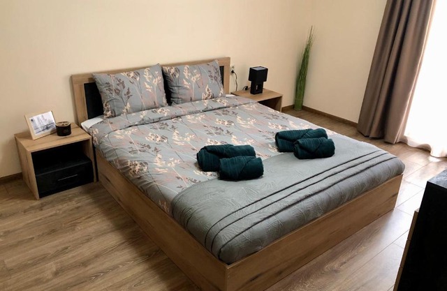 Luxury apartment 1 Free Underground Secure Parking