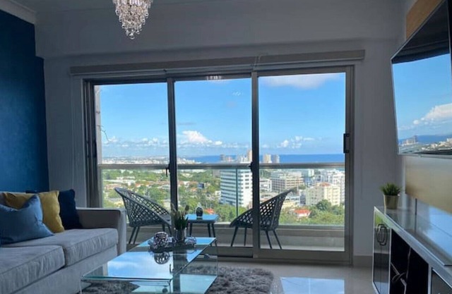 Luxury apartment | Ocean View | pool | Gym | Cine
