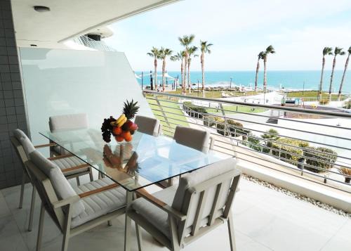 Luxury Apartment Infinity View