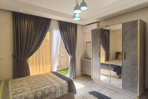 Luxury apartment in Sheikh Zayed City