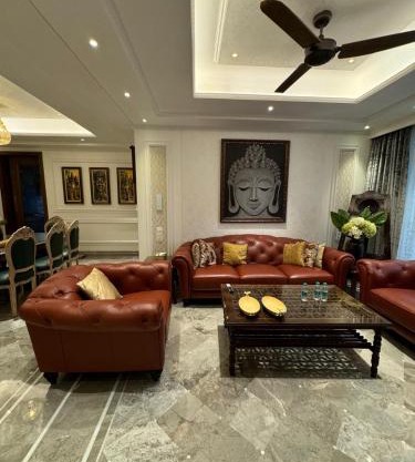 Luxury Apartment In Indiranagar