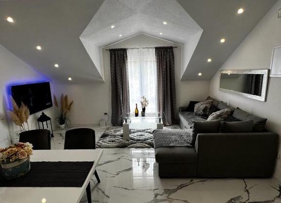 Luxury Apartment Megy