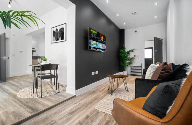 Luxury Apartment - Rowley Regis