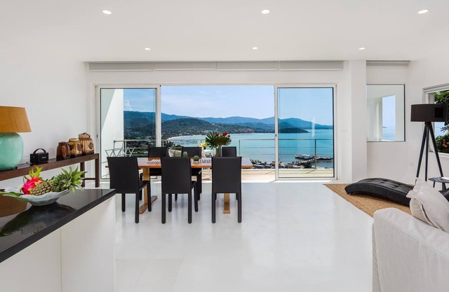 Luxury Apartment Unique Residences