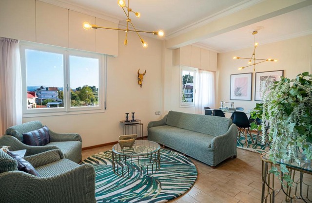 Luxury apartment Vol 1 with 3 bedrooms close to the lake