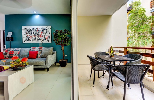 Apartamento de lujo a pocos pasos de la playa y 5th Ave