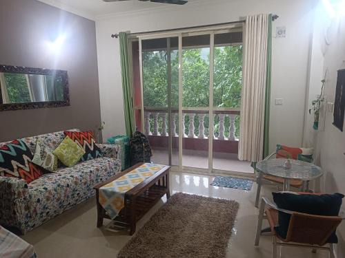 Luxury Apt near Palolem Beach, WFH with Forest view