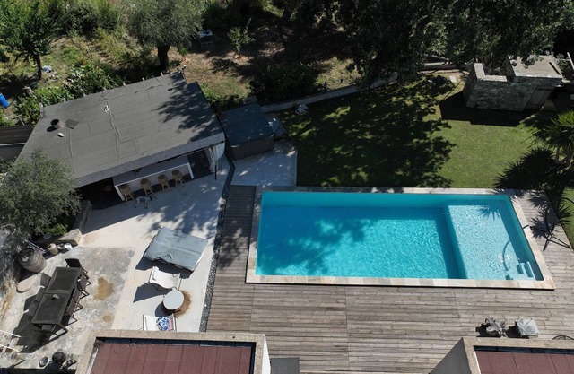 Villa, coche y barco de arquitecto de lujo a 5 km de St Florent