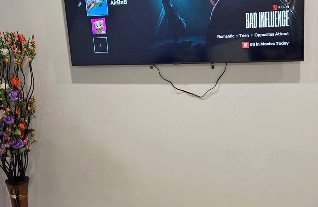 Luxury basement with private entrance near western Uni