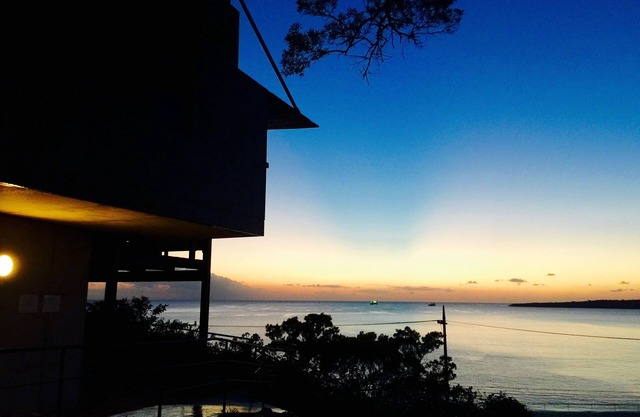 Casa de lujo en la playa con vistas al atardecer (con licencia)