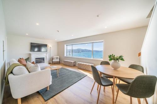 Luxury Beachfront Apartment