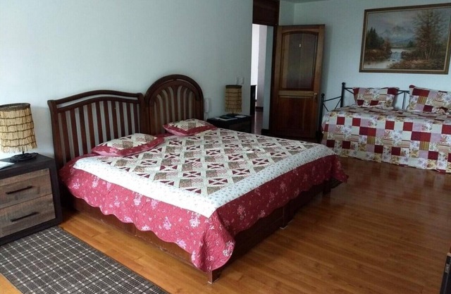 Dormitorio de Lujo Vista Real zona 15 Guatemala