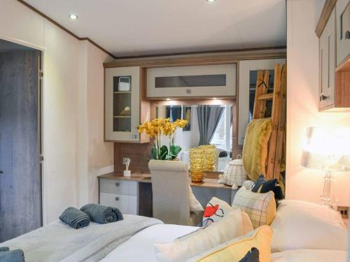 Luxury boutique style lodge with hot tub