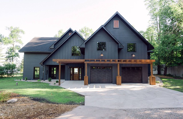 Luxury Brainerd Sandy Beach Lake Cabin - Sleeps up to 18!
