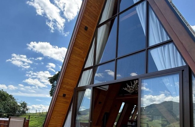 Luxury Cabin in the Mountains - Lavender Cabin