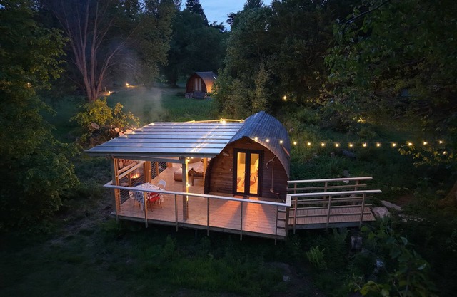 Superior-Cabaña-Baño con ducha-with Hot Tub