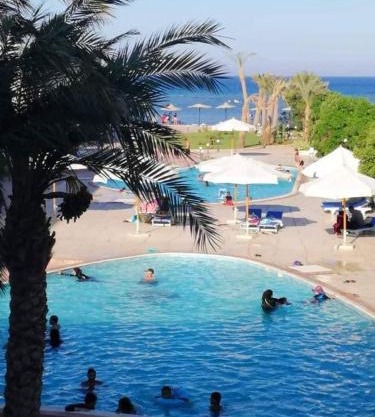 Luxury cecelia resort hotel