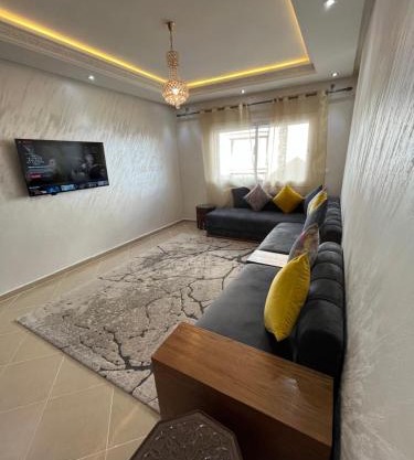 Luxury Center Town Apartment