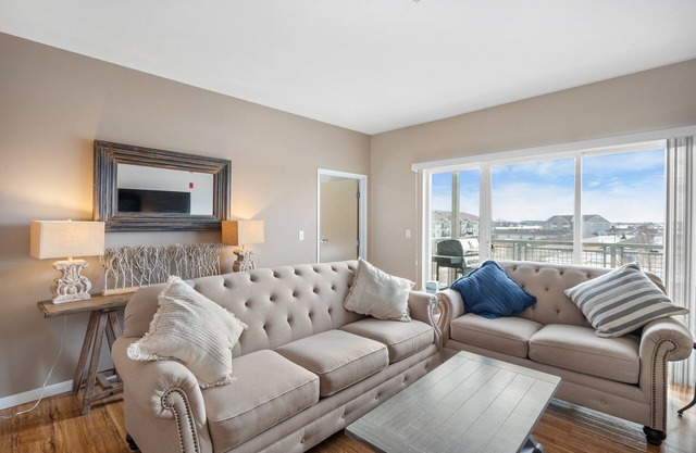 Luxury Centrally Located Apartment