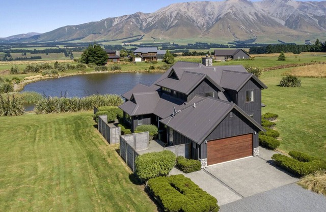 Luxury Chalet at Terrace Downs - Yuki's Chalet