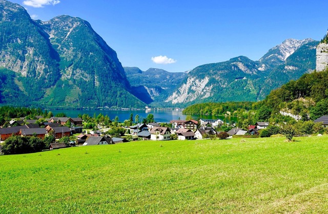 Luxury Chalet in Obertraun With Pool