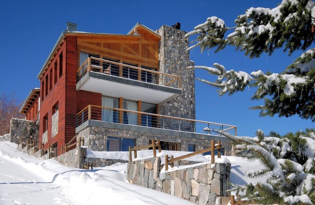 Luxury chalet with best skiing in the South American Andes