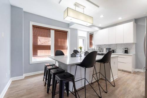 Luxury Chefs Kitchen - OSU/Short North - Sleeps 10