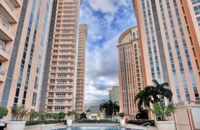 Luxury Coastal, Grand Canal View