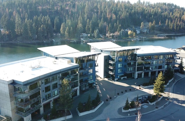 Condominio de lujo Coeur D 'Alene, a pasos del río Spokane y del sendero Centennial.