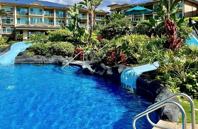 Kauai's Best Escape @ Waipouli Beach Resort & Spa w / A / C & WiFi & 3-60 "TV’s