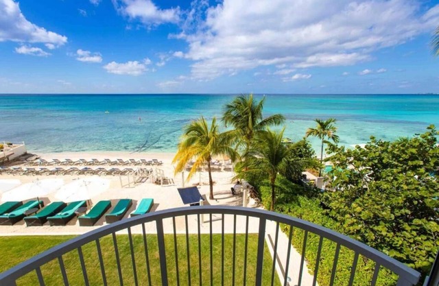 Luxury condo property on world famous Seven Mile Beach