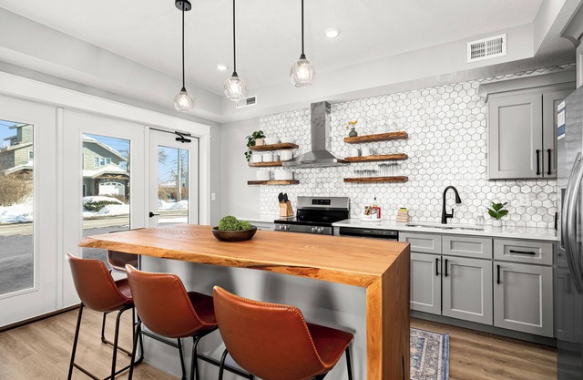 Luxury Condo w/ Beach Access | Dragestil 715-1