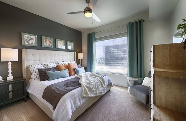 LUXURY CONDO with Downtown Balcony View 2 bedroom with gym, pool/grill, lounge