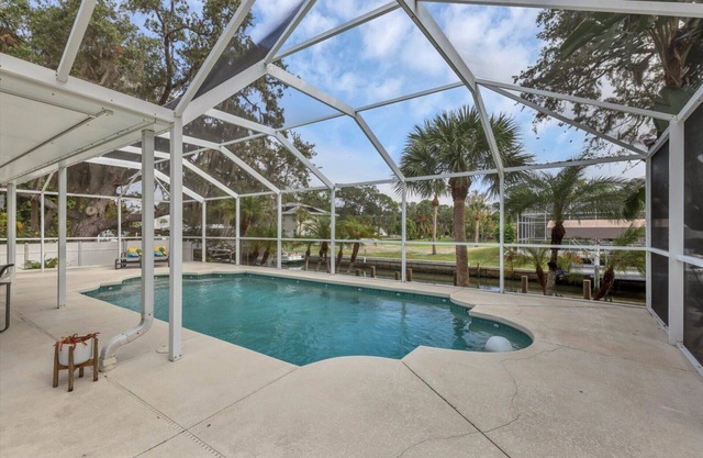 Luxury Contemporary Style House on Charlotte Harbor Area, Charlotte County House 5846