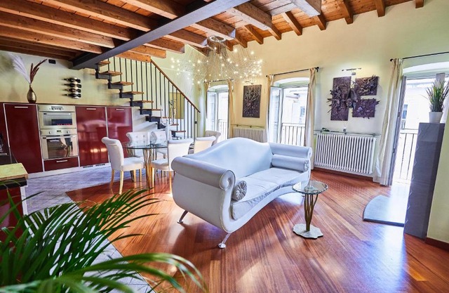 Luxury Design Loft - [Piazza Pontida]