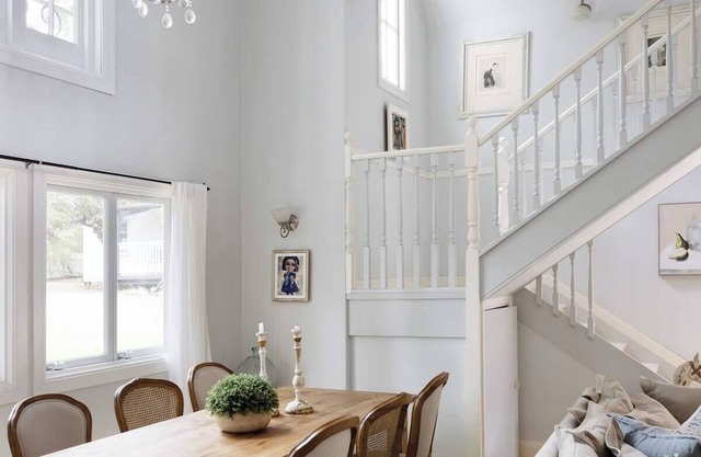 Luxury Designer Country Cottage Escape