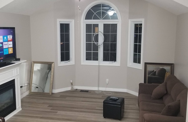 Luxury Detached 4 Bedroom House