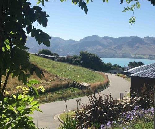 Luxury Diamond Harbour Retreat with Ocean Views
