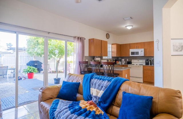 Luxury DreamStay Miami 3BED 2BATH King Suite