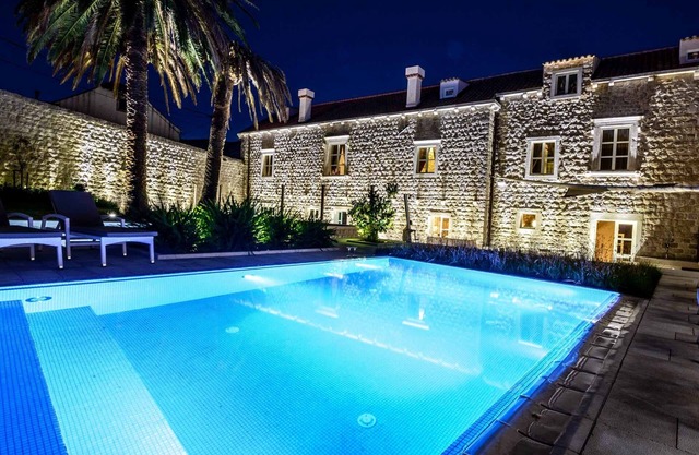 Luxury Dubrovnik Villa | 6 Bedrooms | Villa Gomila | Perfect for Larger Groups & Fantastic Sea Views | Zaton