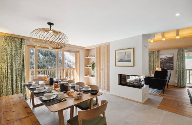 Luxury Duplex, 5 Bedroom Rahas B Grimentz - By Mrs Miggins
