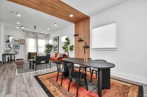 Luxury Escape at HTX Med Center!