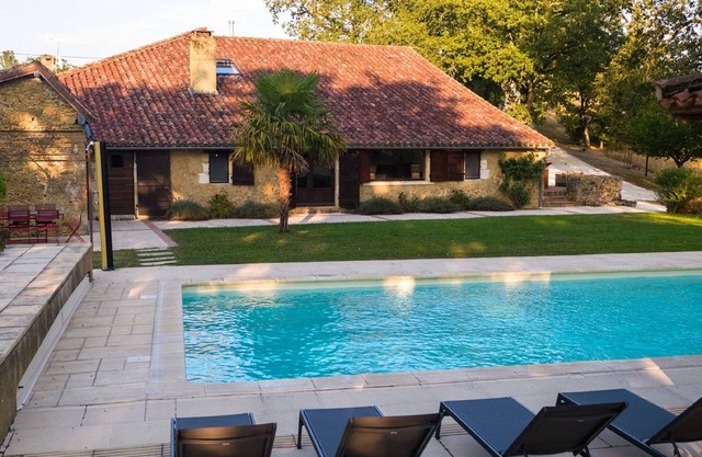 Villa en Peyrusse con piscina climatizada