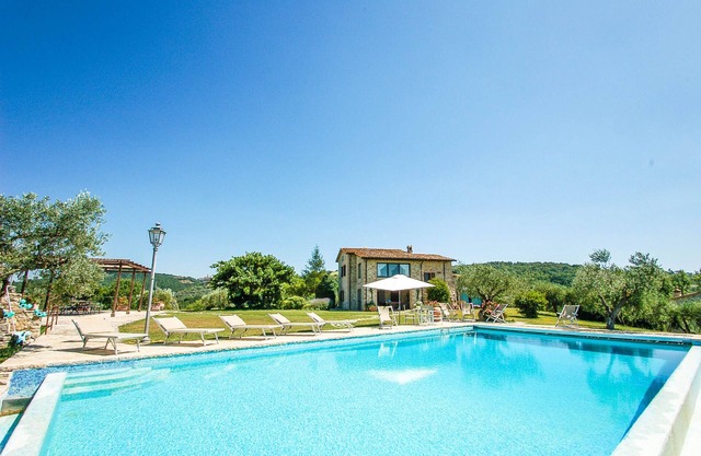 Luxury estate with private pools, for your holidays and events