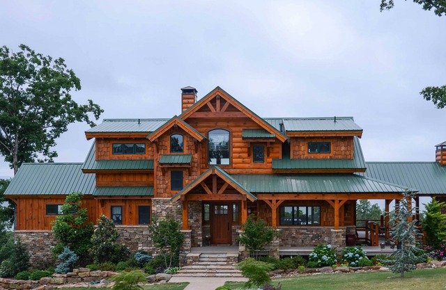 Lujoso ~ 3.600-Sq-Ft Greers Ferry Lake Retreat!
