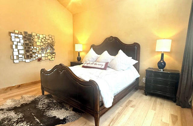 Luxury Golf/Nordic front 3-bedroom house in serene Silverthorne