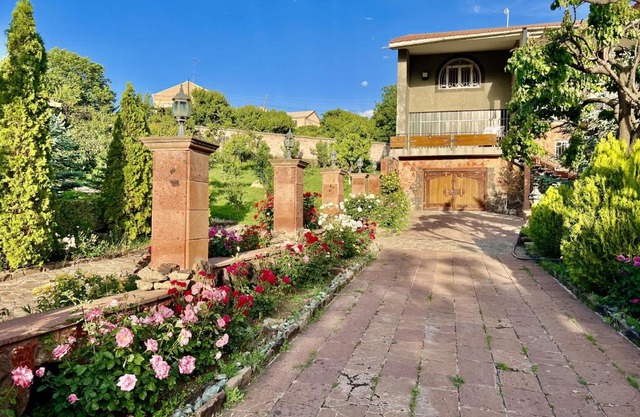 Luxury Guest House 28